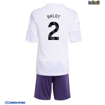 Camisa de Futebol Manchester United Diogo Dalot #2 Equipamento Secundário Infantil 2025-26 Manga Curta (+ Calças curtas)